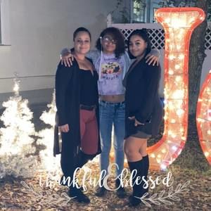 Meet your Posher, Rebecca